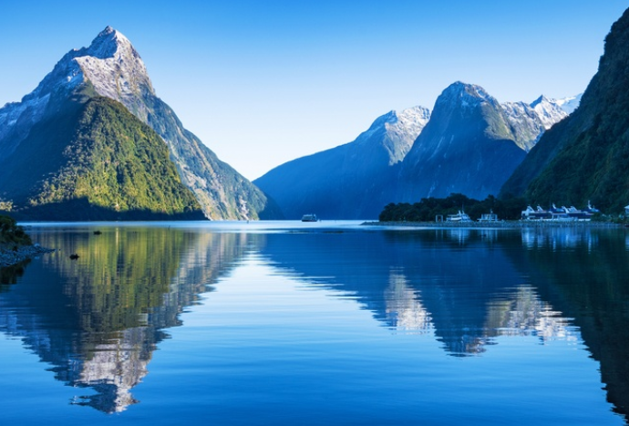 Azamara - Australia, New Zealand & Pacific